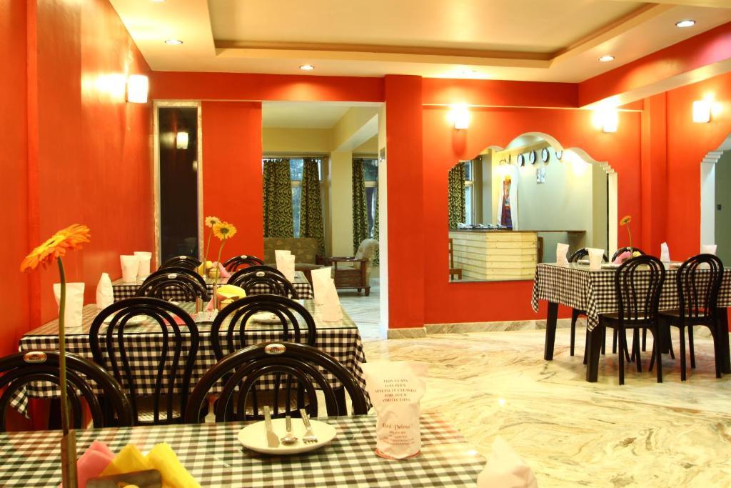 Golden Dolma Hotel Darjeeling  Bilik gambar